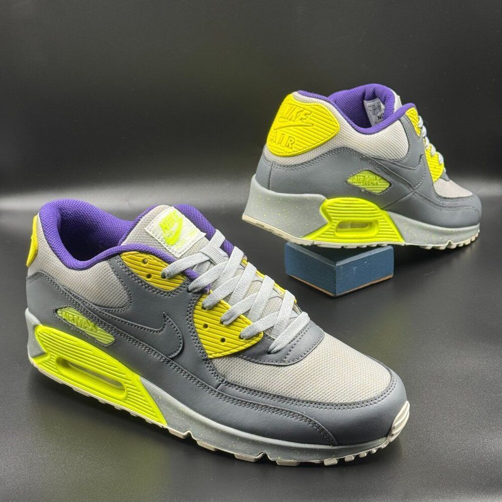 Nike Air Max 90 Essential iD